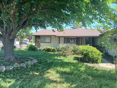 319 Jesse Ave