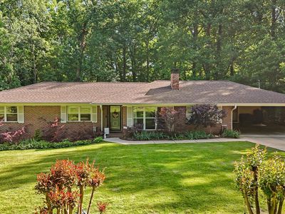 Property at 909 10th Pl, Pleasant Grove, AL