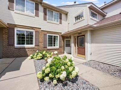Property at 2215 White Water Way, Eagan, MN