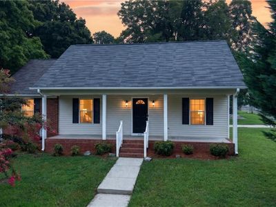 639 Sterling Ave