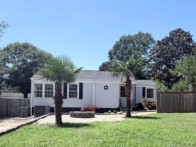 16 Rutledge Ave