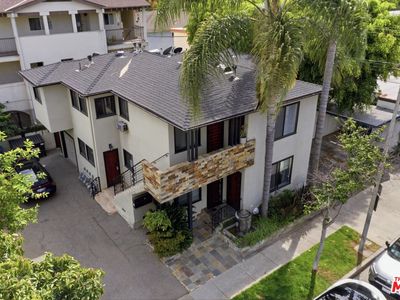 7154 Lexington Ave