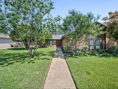 1023 Auburn Dr