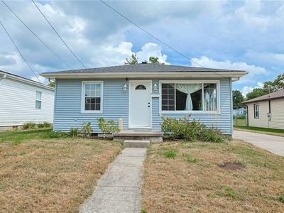 387 E Pike St