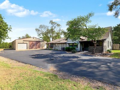 11724 E Pawnee Rd
