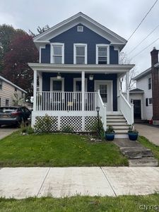 106 W Mohawk St
