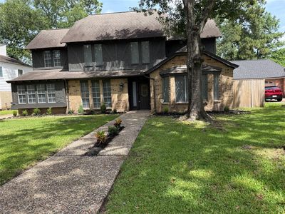 3518 Creekbriar Dr