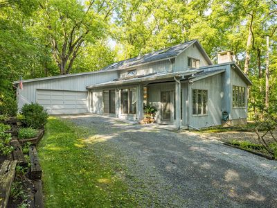 647 Thayer Rd