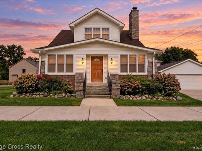 285 E Long Lake Rd