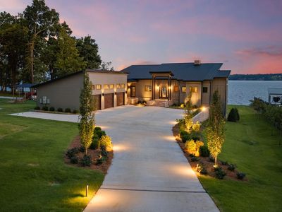 1211 County Road 411