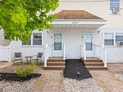 4224 W Brigantine Ave APT 7