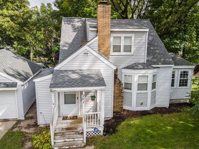 711 N 7TH STREET