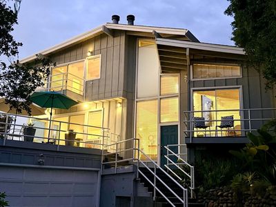 555 Vista Del Mar Dr
