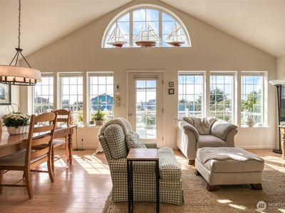 622 Ocean Shores Boulevard SW