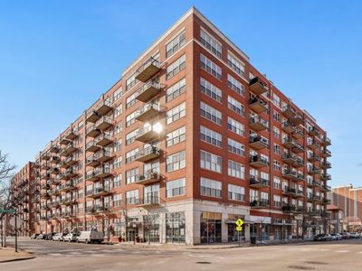 6 S Laflin St APT 807S