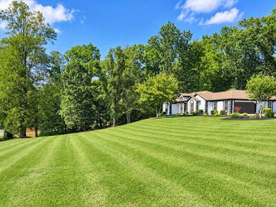 25 Middle Valley Rd