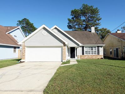 1195 Saddle Creek Dr