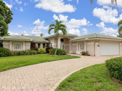 1800 Tanglewood Dr NE