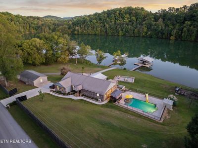 274 Lakecrest Dr