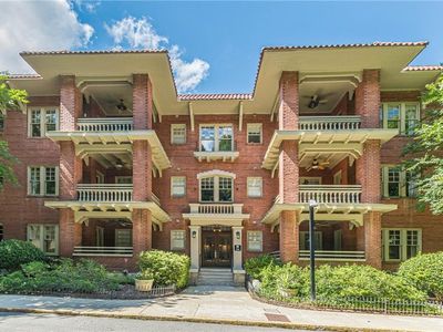 266 11th St NE Unit 205