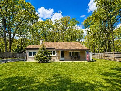 230 Lakewood Rd