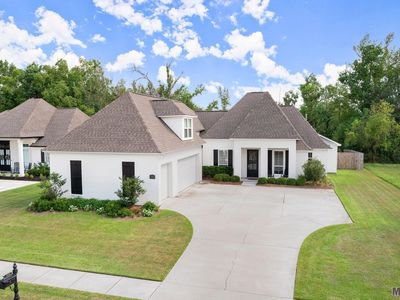 7310 Bessie Dr