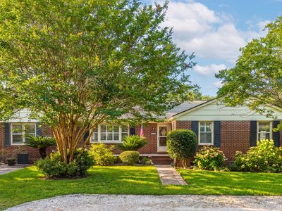 140 Chadwick Dr