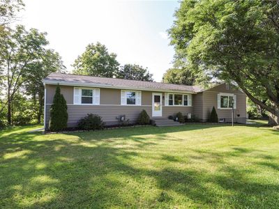 13 Colonial Dr