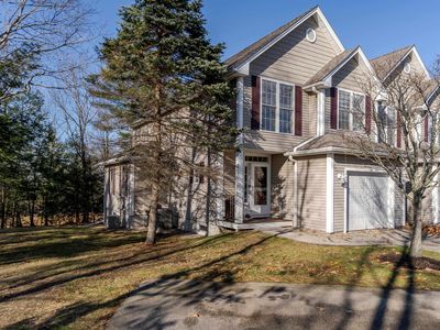 Property at 24 Lilac Lane, Newmarket, NH