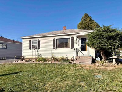 253 Blue Lakes Blvd