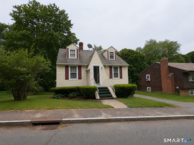 449 Oakville Avenue