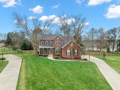 2207 Husker Ct