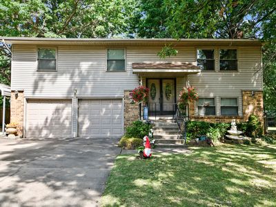 3329 W Countryside Drive