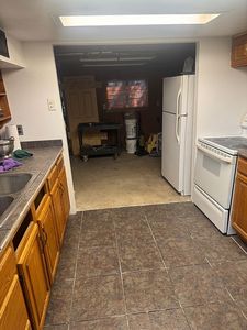 46400 N Seven Springs Rd #4