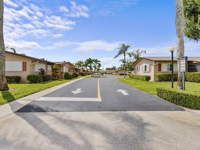 2995 Crosley Drive W #B