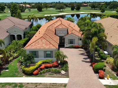 15402 Castle Park Ter
