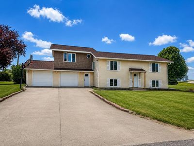 Property at 809 21st Ave, Manson, IA