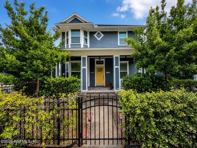 330 E 3RD Street