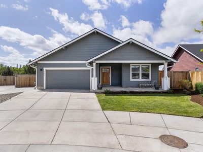 1674 SW Black Butte Ct