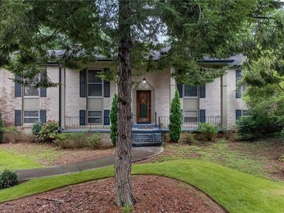 2509 Maclaren Cir