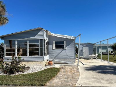 213 Princess Ave #213