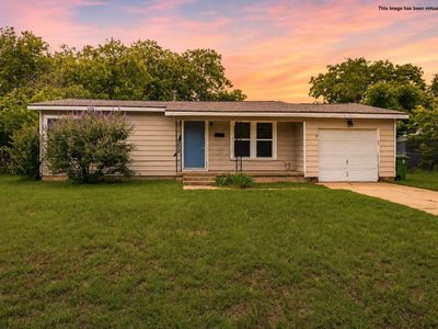 3729 Kris St
