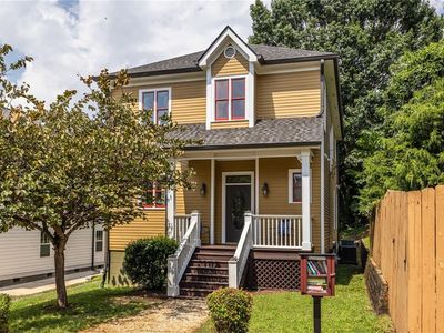 230 Bill Lucas Dr SE