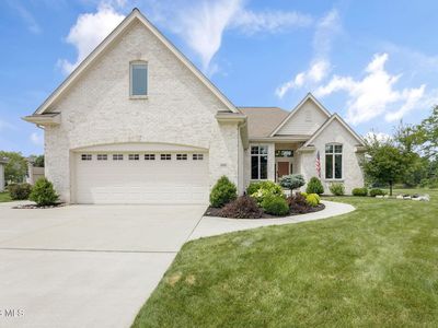 690 Ridge Lake Ct