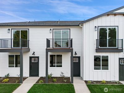 669 W Hendrickson #3