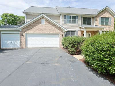 5686 Angouleme Ln