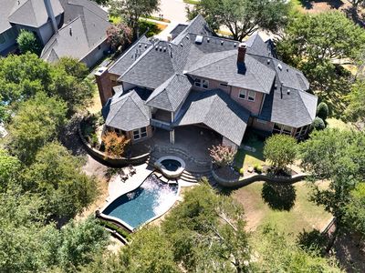 5237 Sky Lake Dr