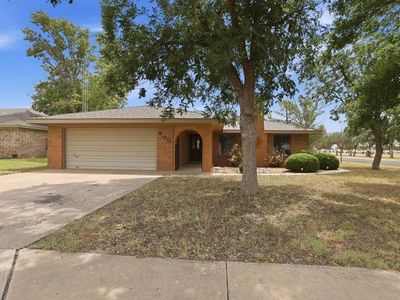 Property at 600 NW 16th St, Andrews, TX