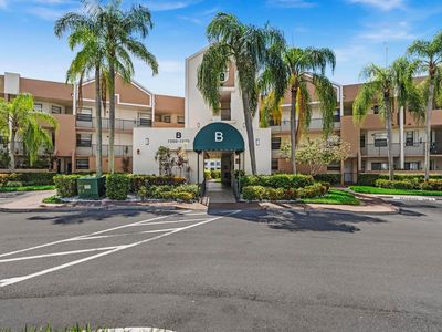 7216 Fairfax Drive #109