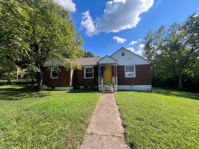 1208 Barry Dr